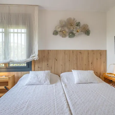 Сasa de vacaciones Roques Brunes - *